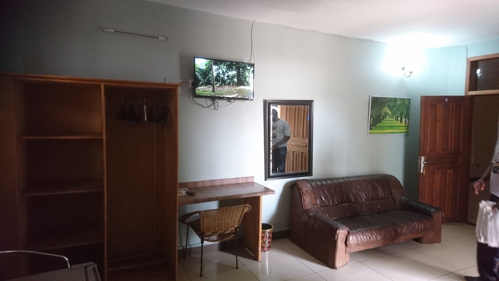 The Golden Apple Guest House 49/74