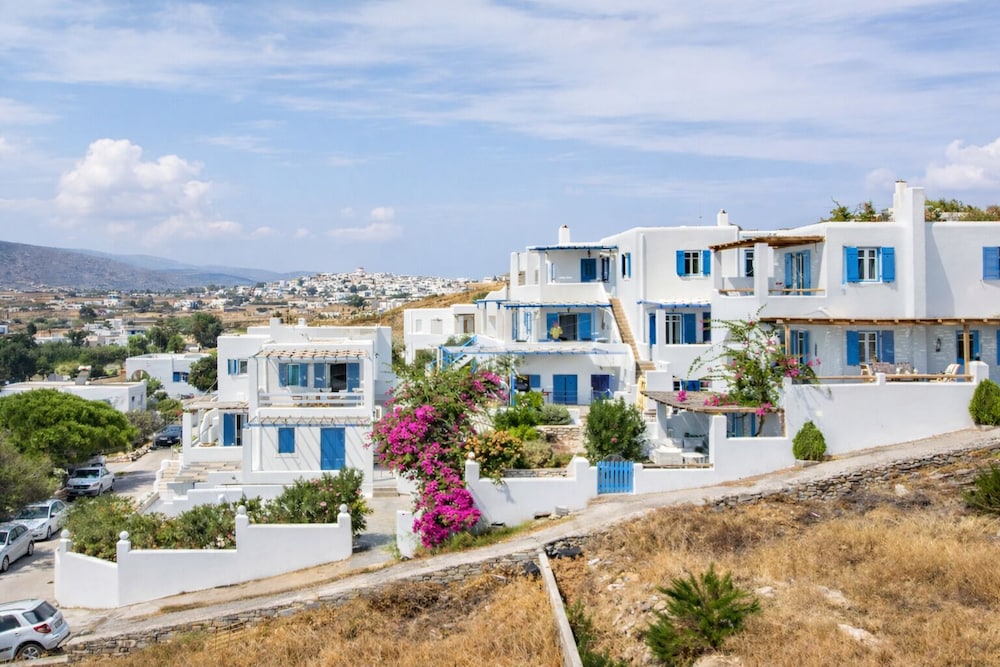 Cleopatra Homes 5/50