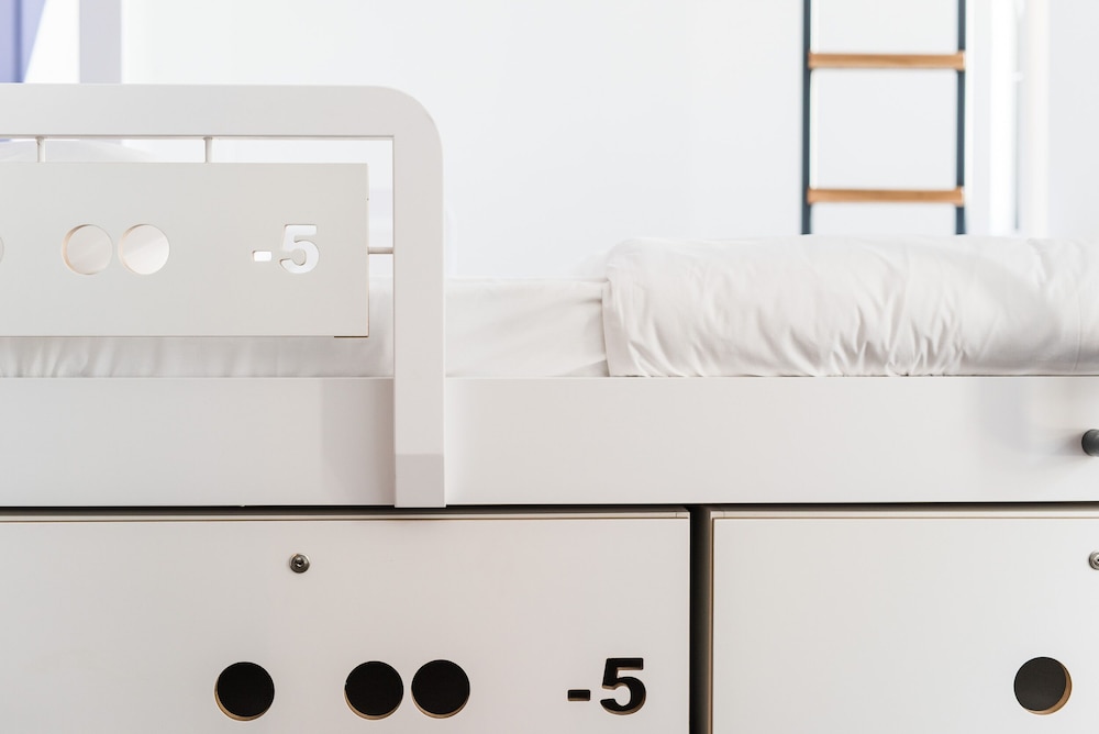 Cocoon City Hostel 19/50