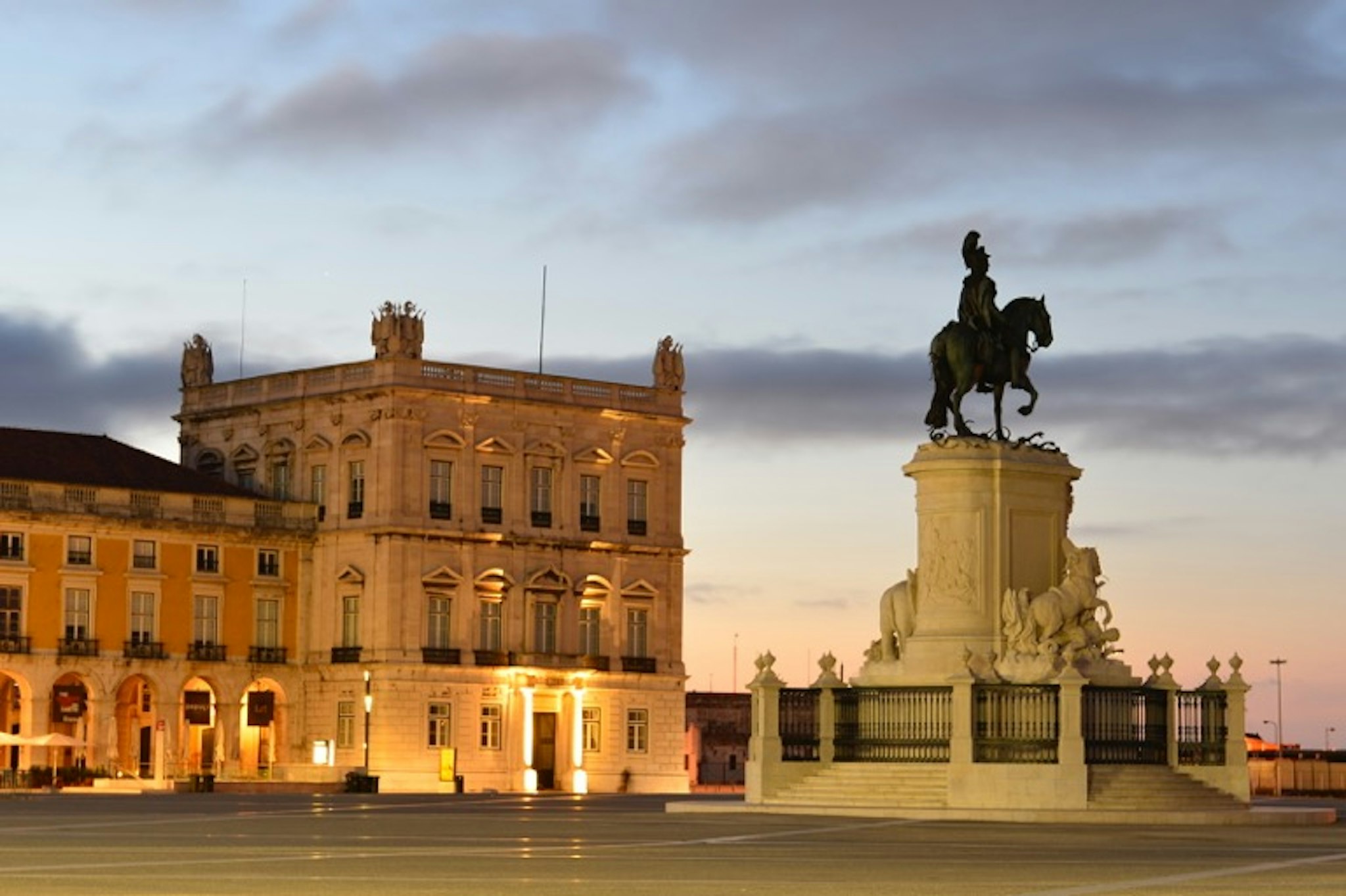 Pousada Lisboa Praca do Comercio 4/82