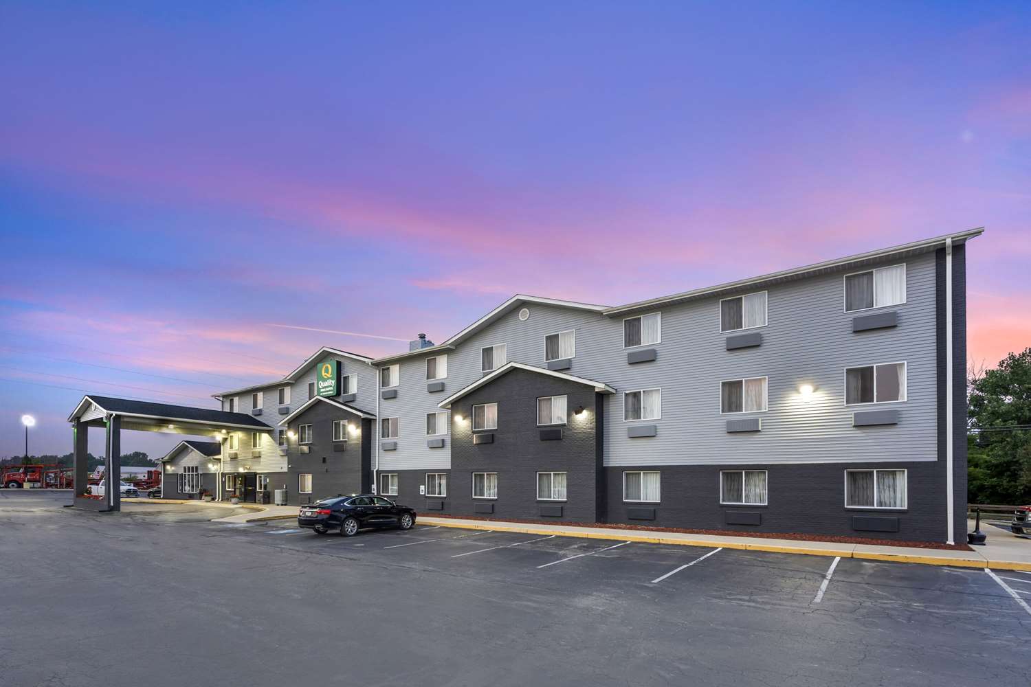 Quality Inn & Suites Delaware South 8/25
