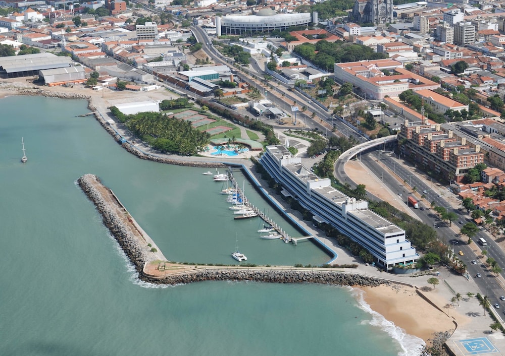 Marina Park Hotel 61/65