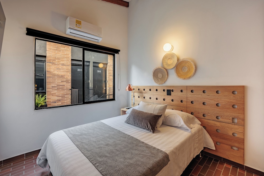 2 BEDROOMS, FAMILY, APARTMENT