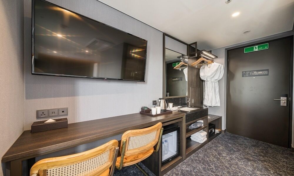 Layers Hotel Hadan 34/50