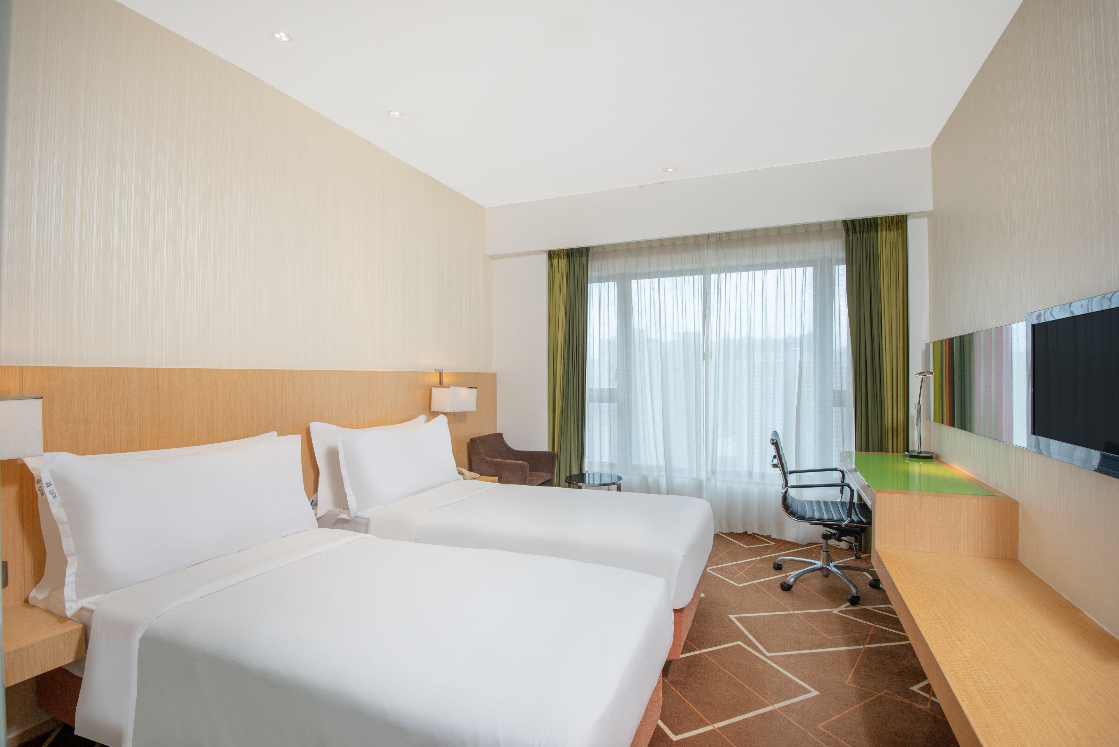 Vega Suites 12/50