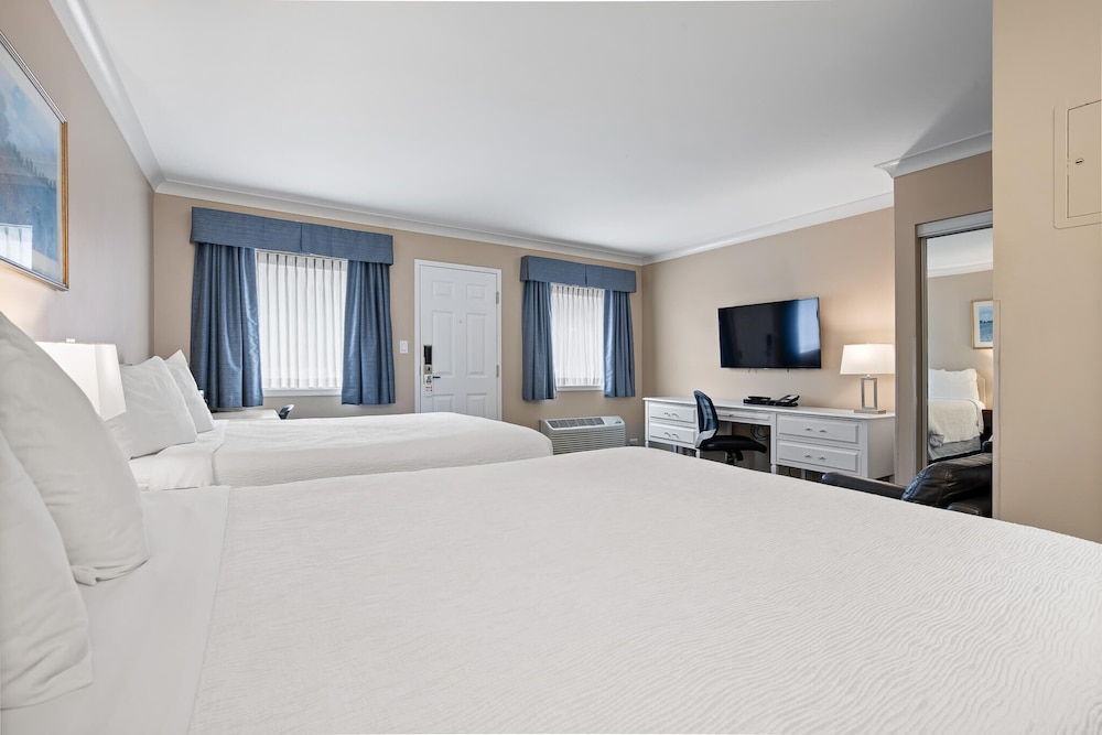 Glenwood Inn & Suites 11/50