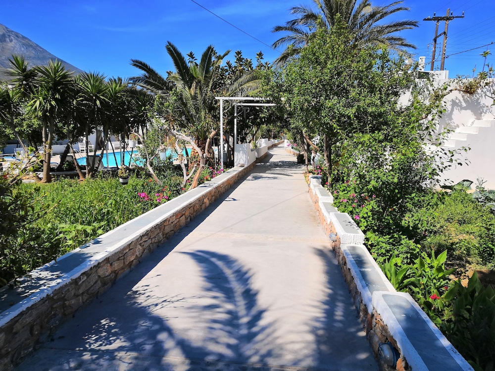 Lakki Village 40/50
