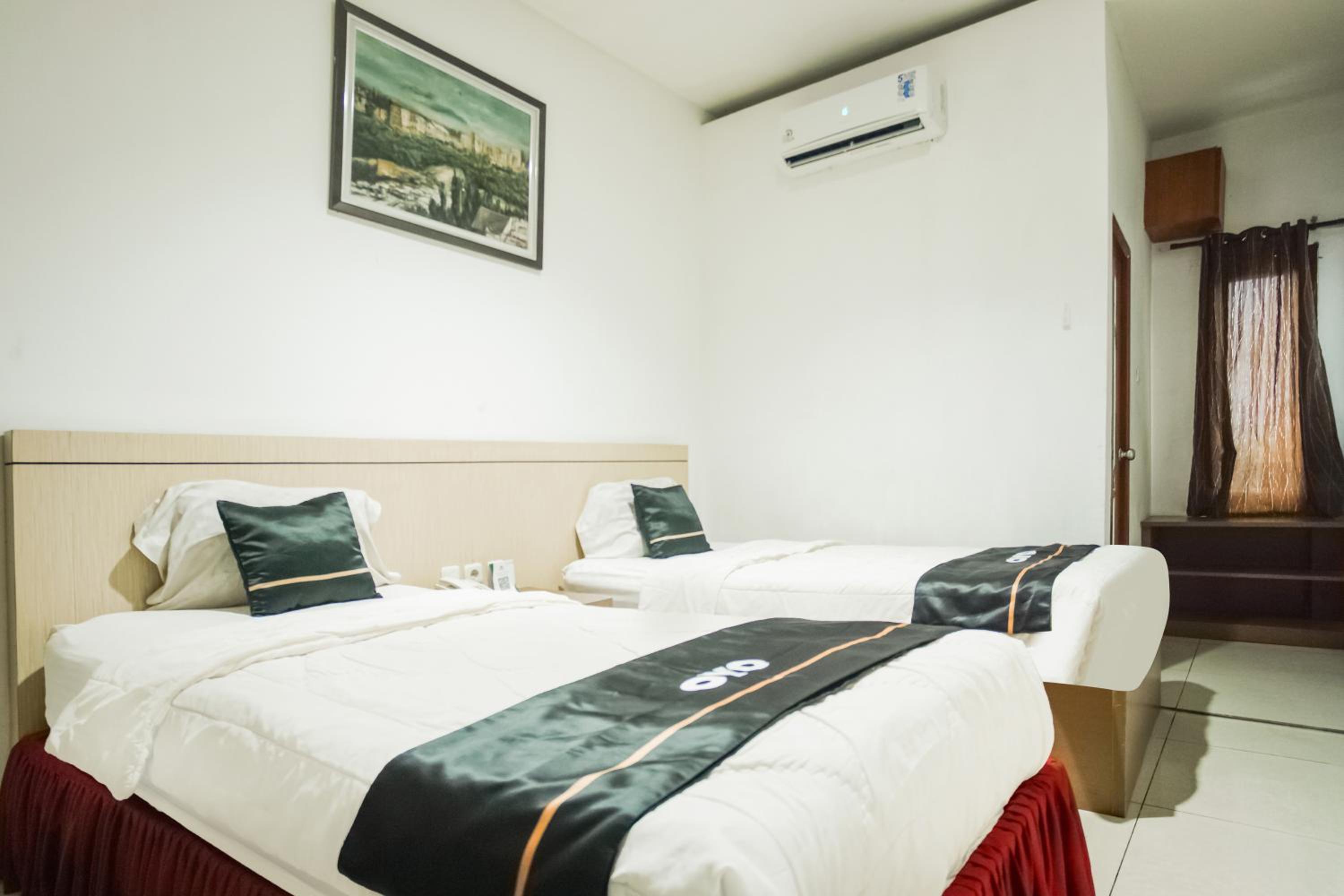 STANDARD, TWIN BEDS