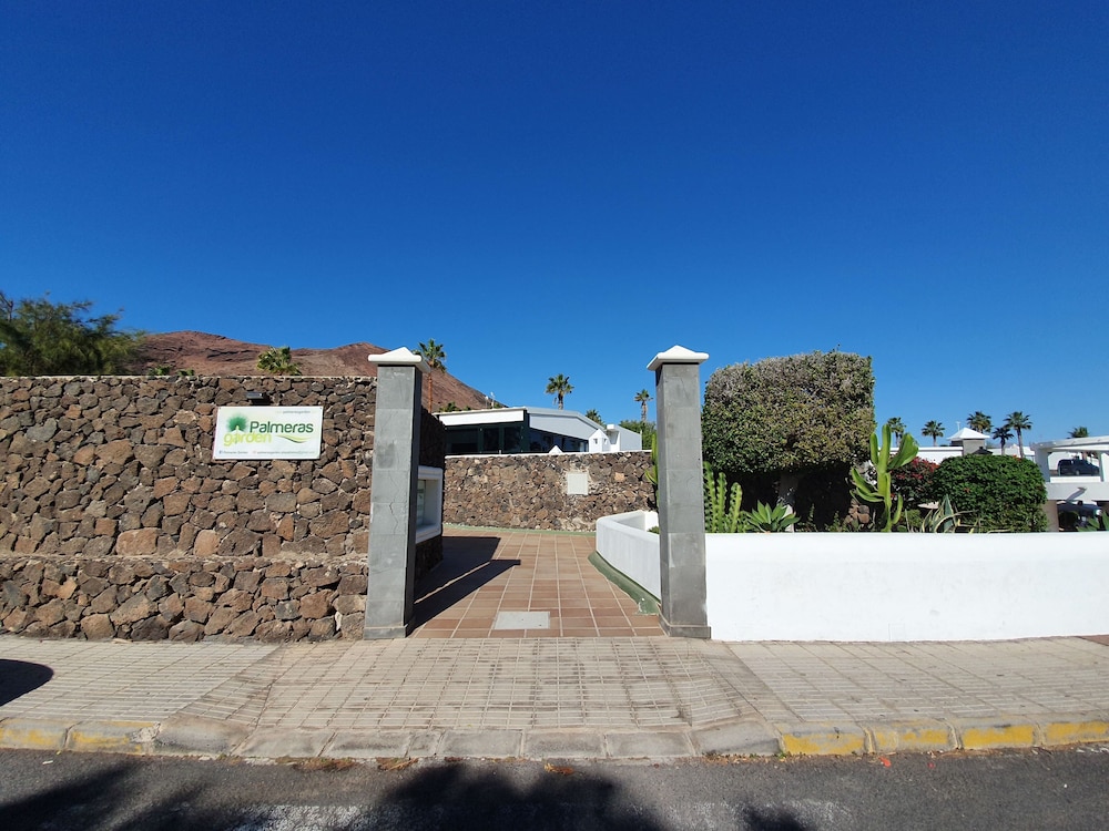 Palmeras Garden 60/62