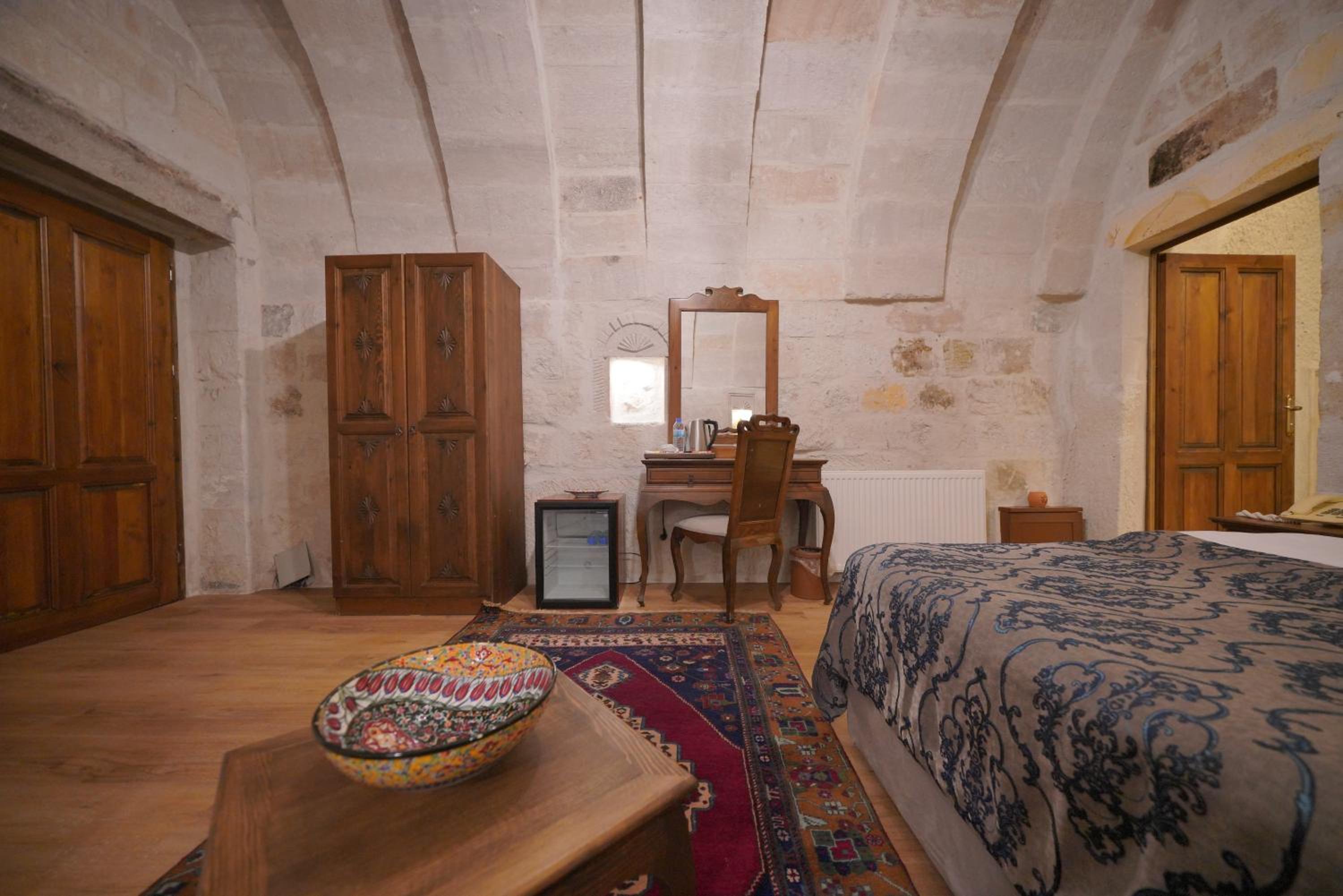 Honeymoon, Suite, FAIRYLAND CAVE HOTEL 3/10