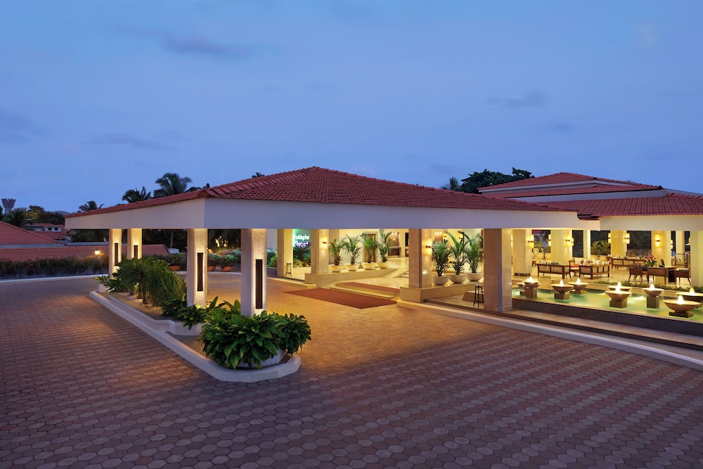 Holiday Inn Resort Goa 4/75
