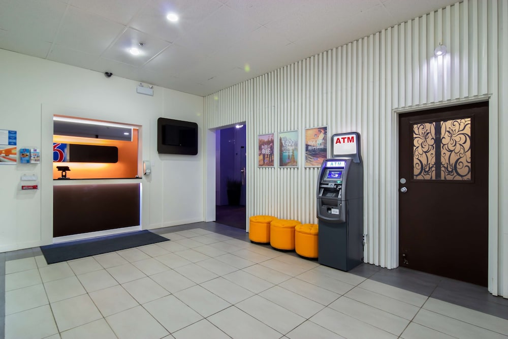 Lobby at Motel6 Kerrobert, SK, KERROBERT