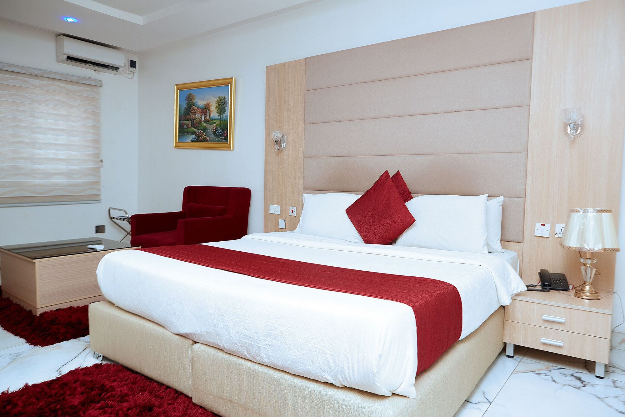 Superior, King Bed