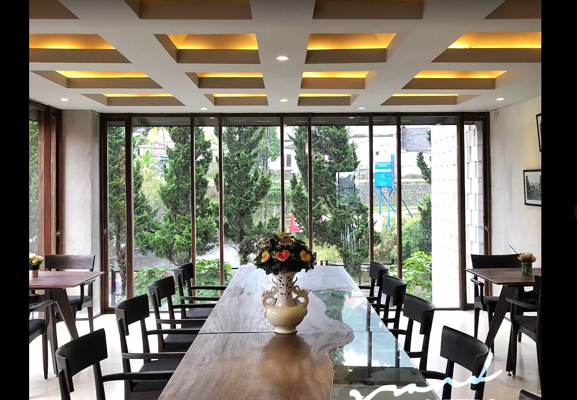 Grand Metro Hotel Puncak 50/55