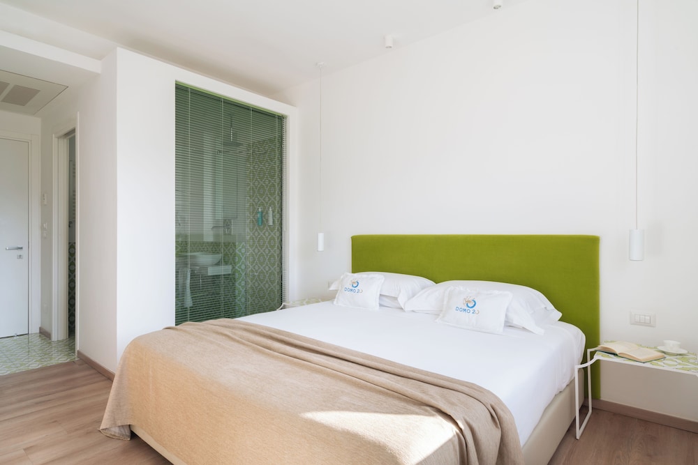 SUPERIOR, DOUBLE BED, GARDEN VIEW