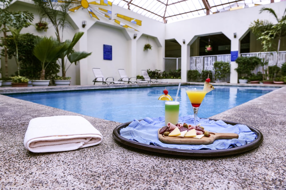 Ramada Hotel Guayaquil 30/45