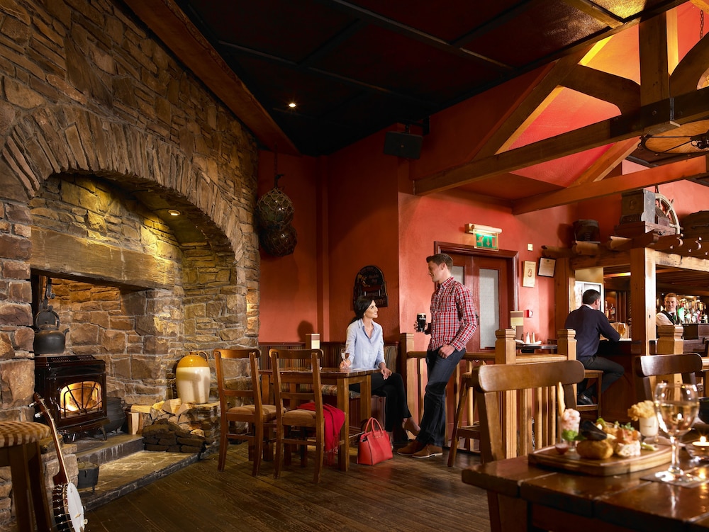 Galway Bay Hotel 28/36