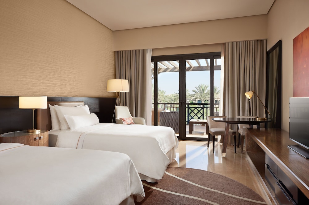 The Westin Cairo Golf Resort Spa Katameya Dunes 16/66