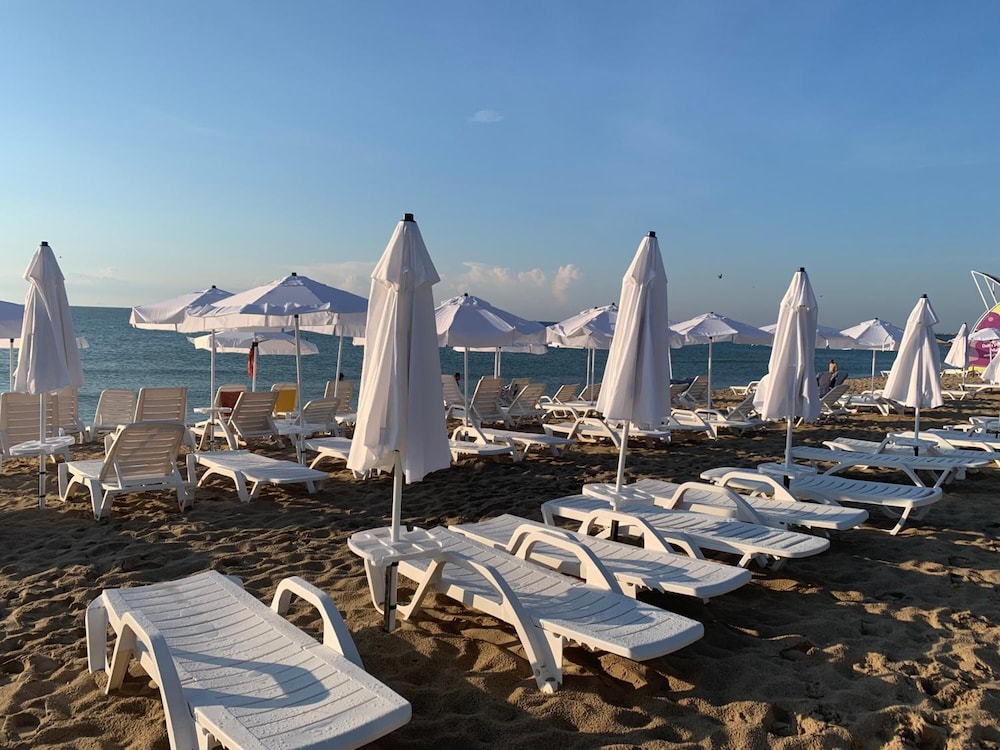 SPERANTA Hotel & Villas 32/40