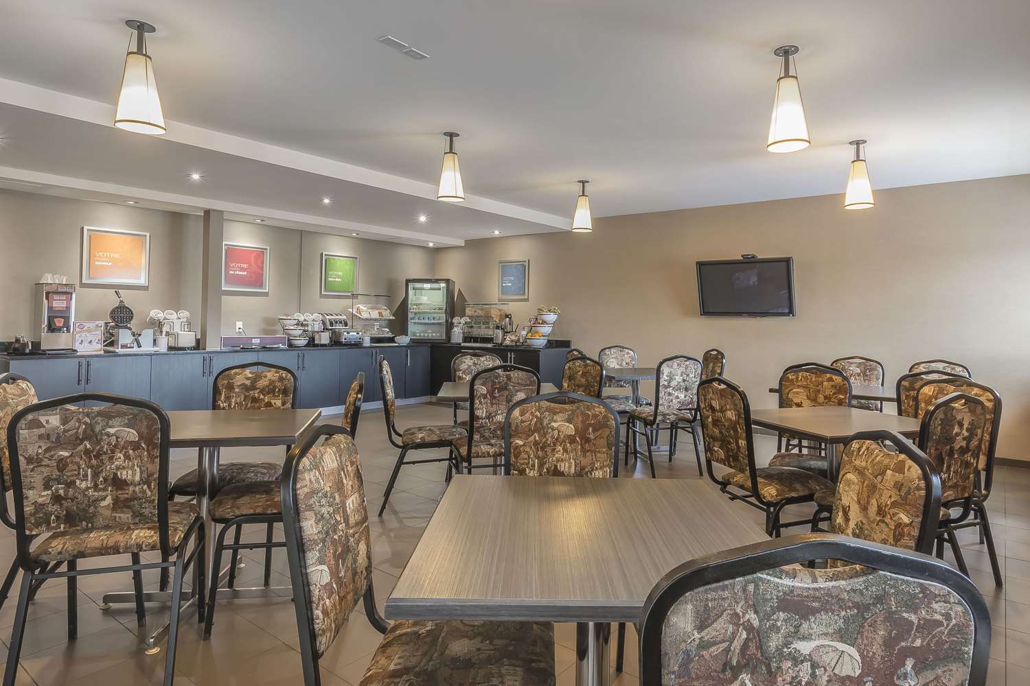 Comfort Inn St. Georges de Beauce QC 18/26