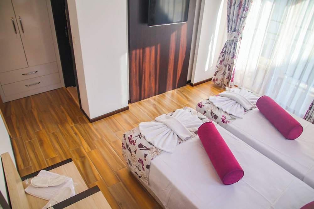 Hotel Hermes 8/33