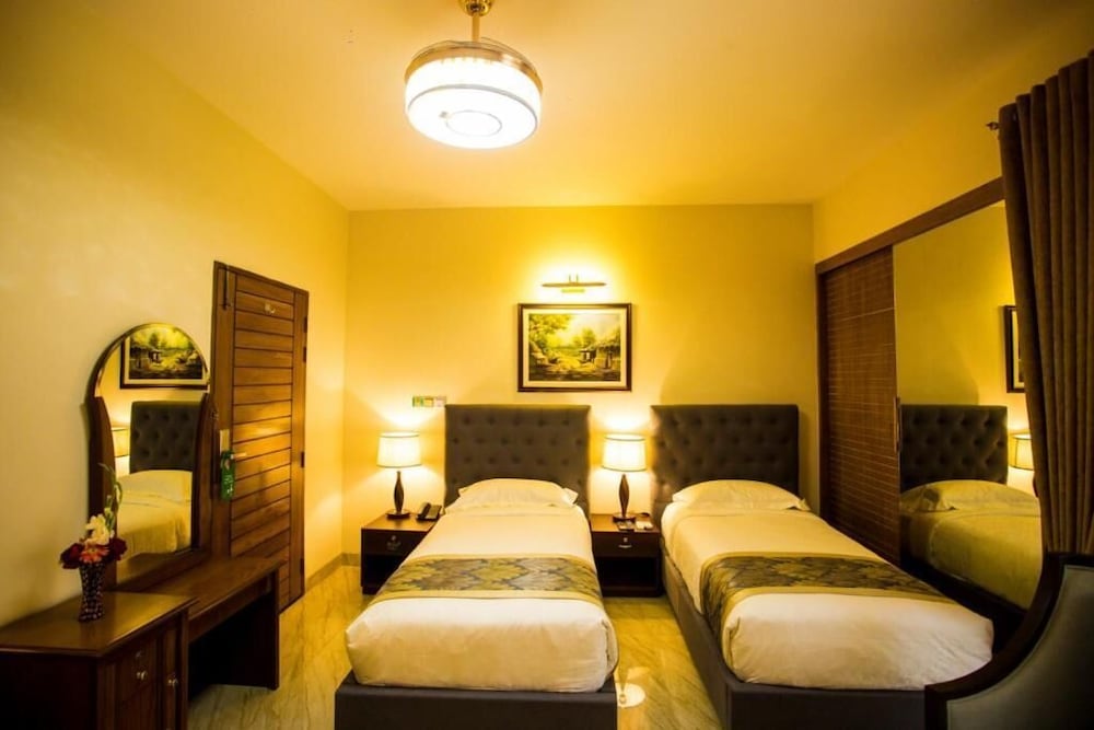 Shinepukur Suites 11/29