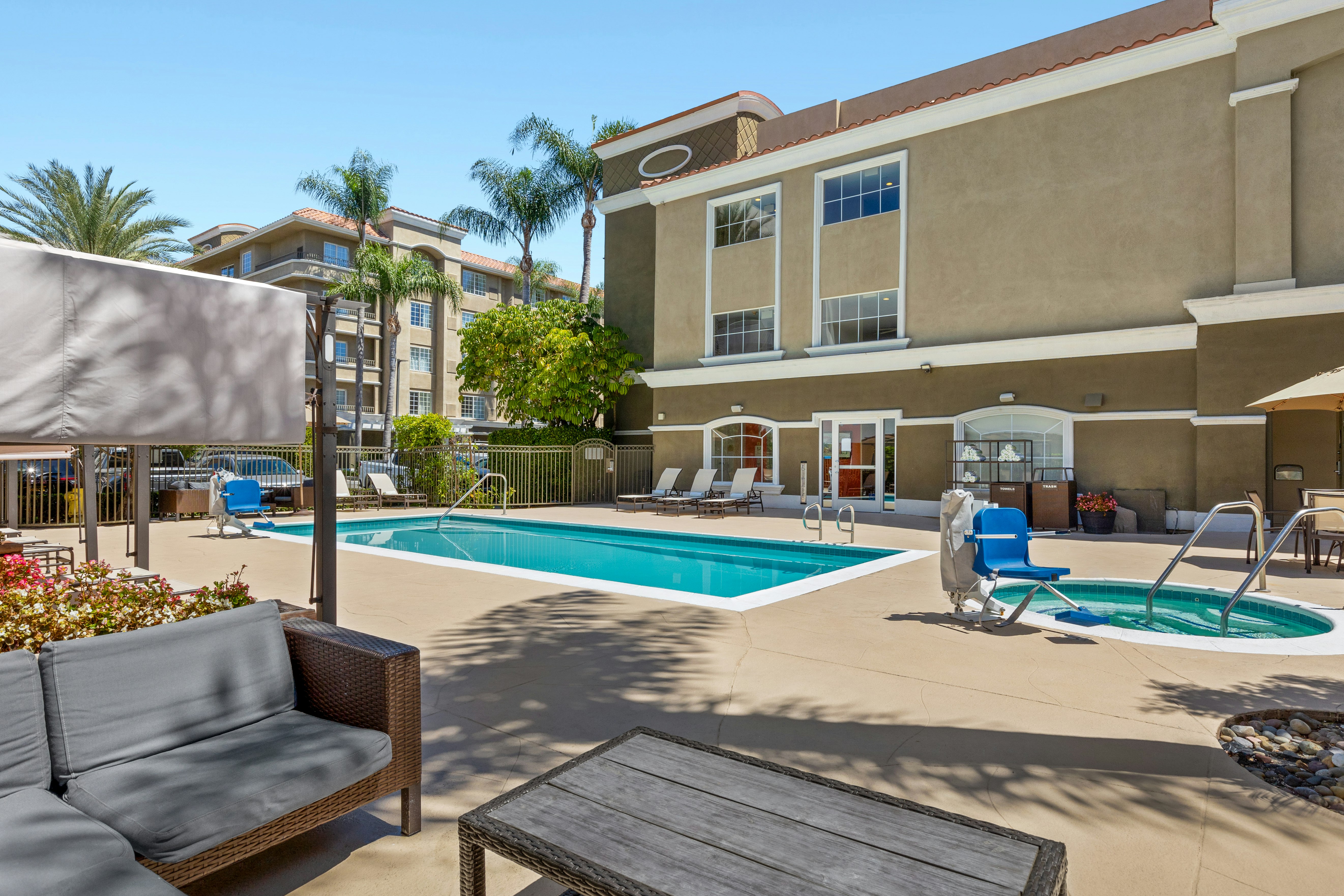 Anaheim Portofino Inn and Suites 30/30