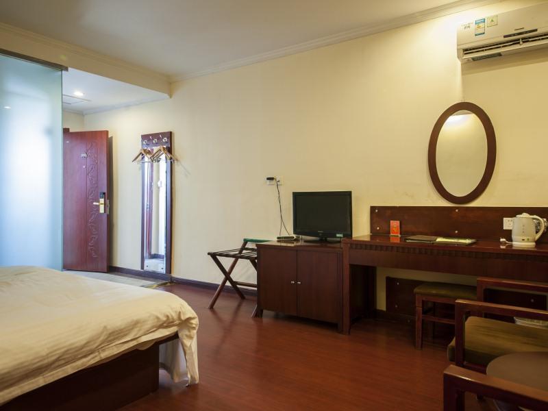 GREENTREE INN HUAIBEI RENMIN ROAD 8/15