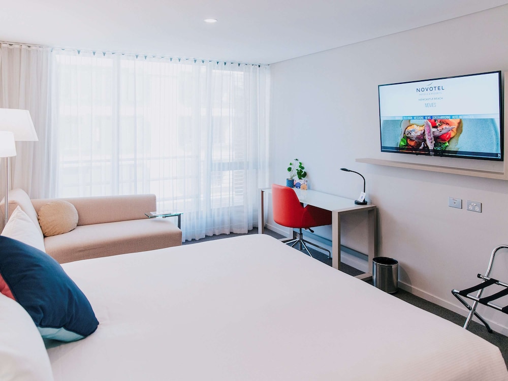 Novotel Newcastle Beach Hotel 11/73