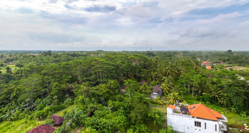 Wahyu Dewata Villa 33/50