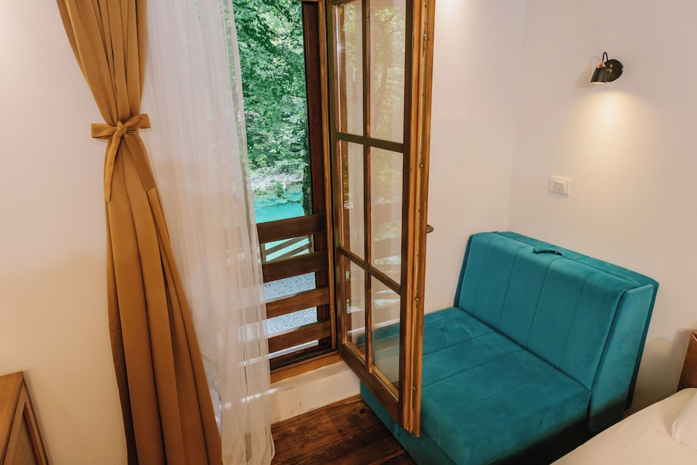 Hotel Porto Tara 16/60