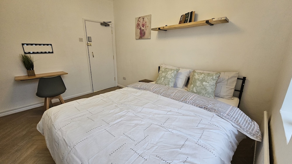 OYO Bros Inn Hotel 22/50