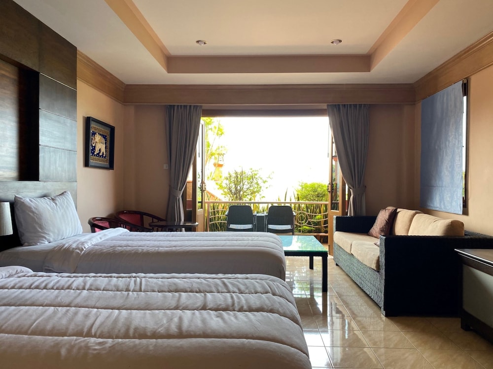 BAAN KONGDEE SUNSET RESORT 24/45