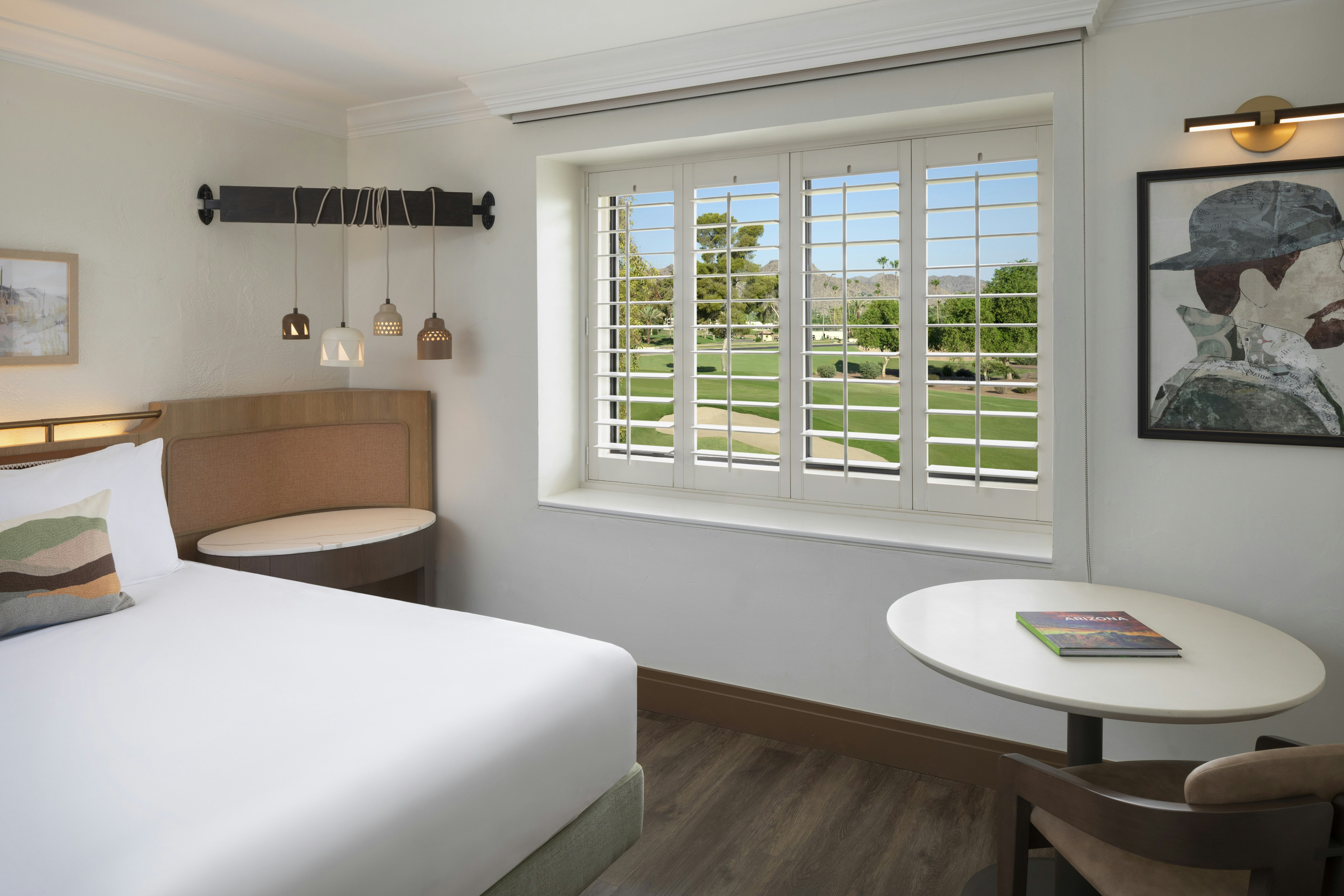 Room, King Bed, Golf Course View