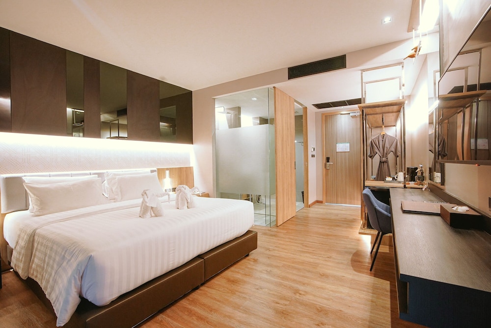 Rak Elegant Hotel Patong 30/69