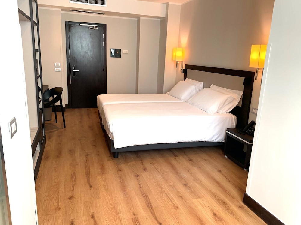 Hotel Leonardo Da Vinci 18/57
