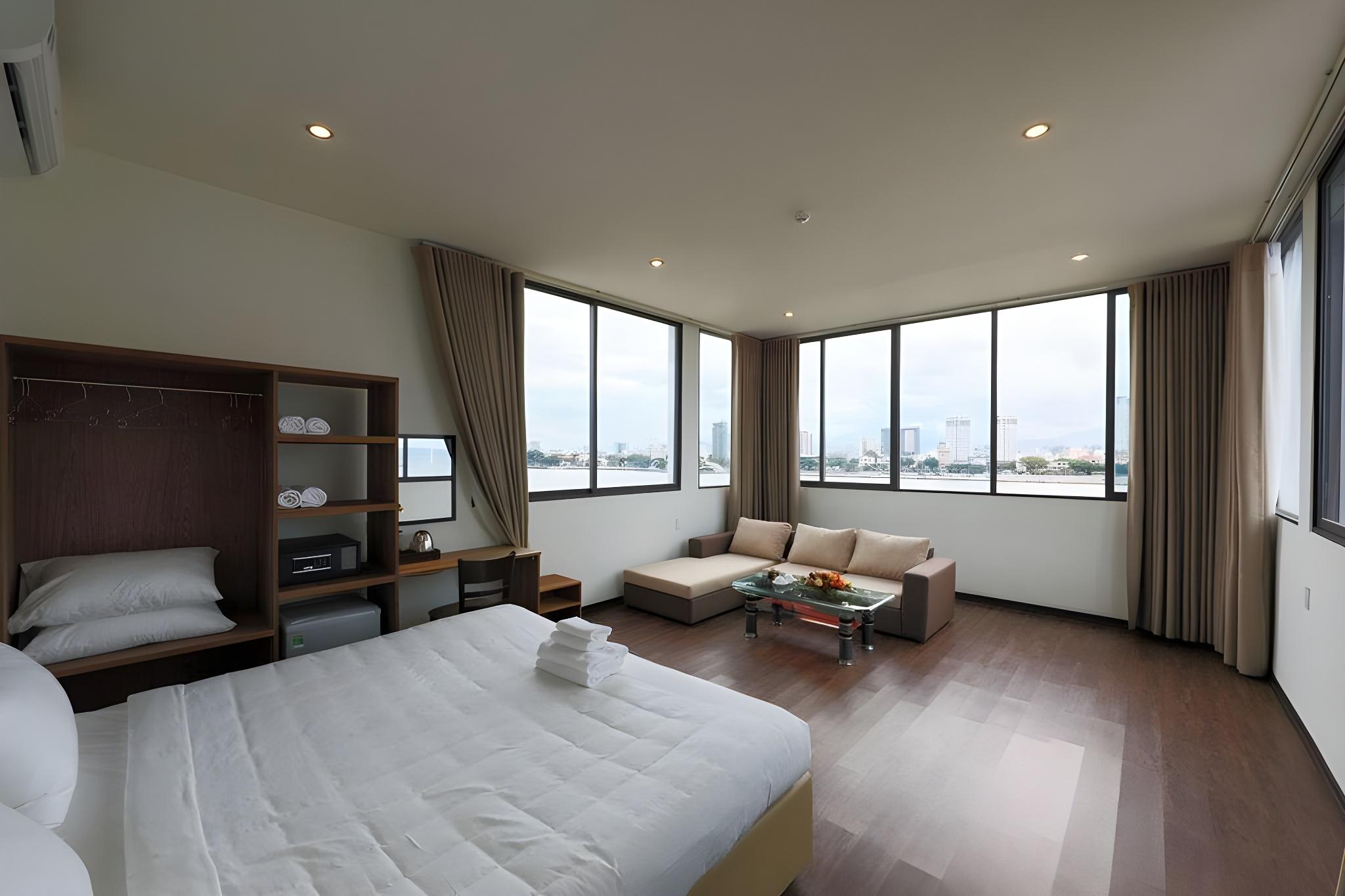 Exclusive, King Bed