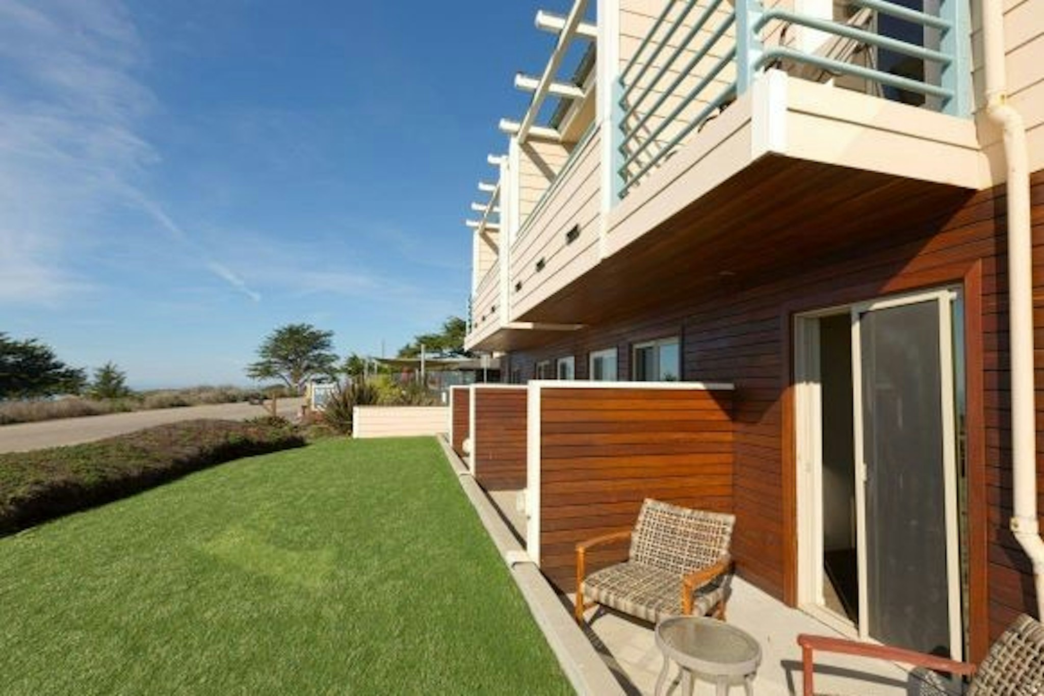 Cambria Landing Inn & Suites 33/35