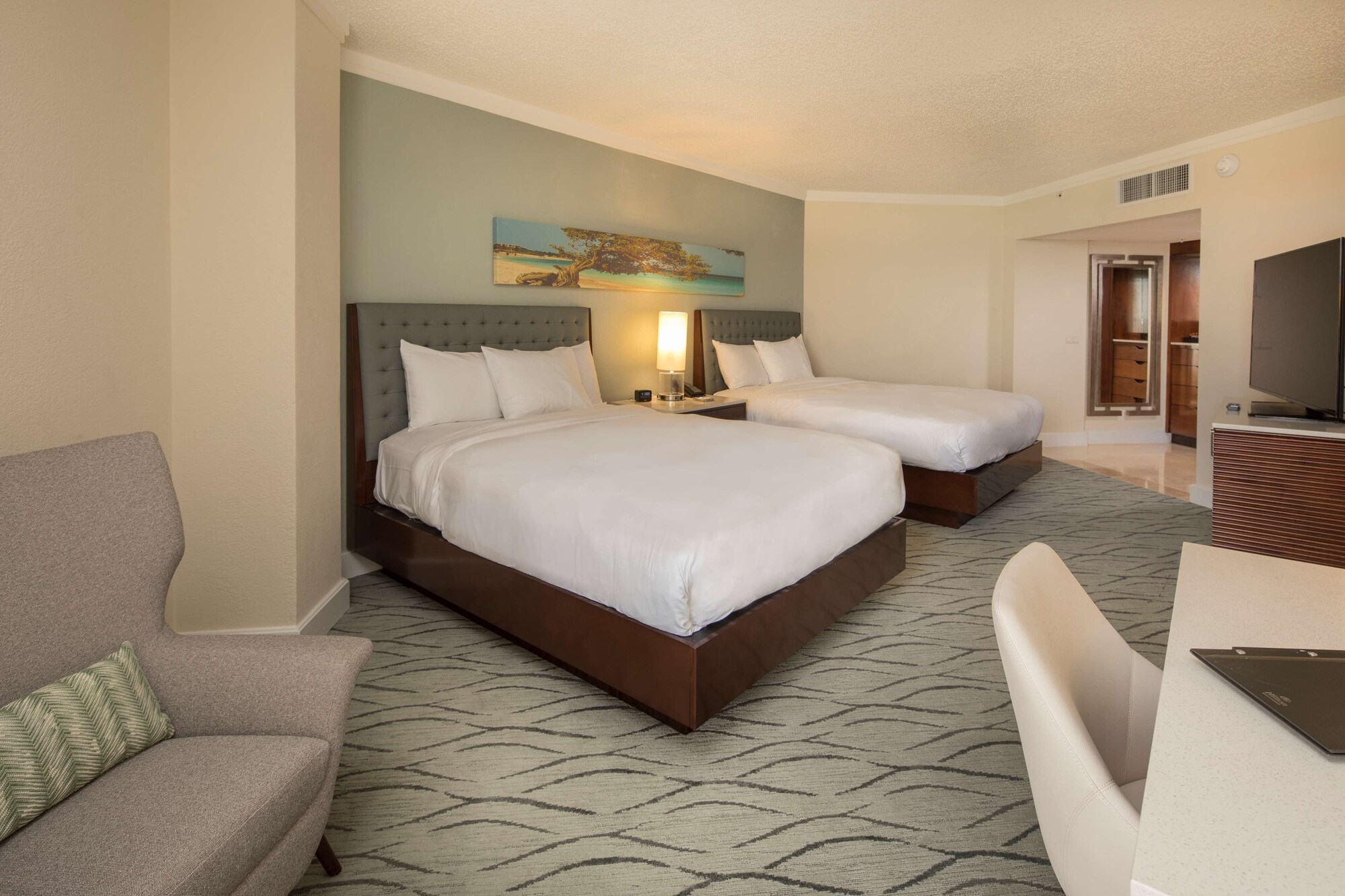 Palm Beach Club, 2 Queen Beds