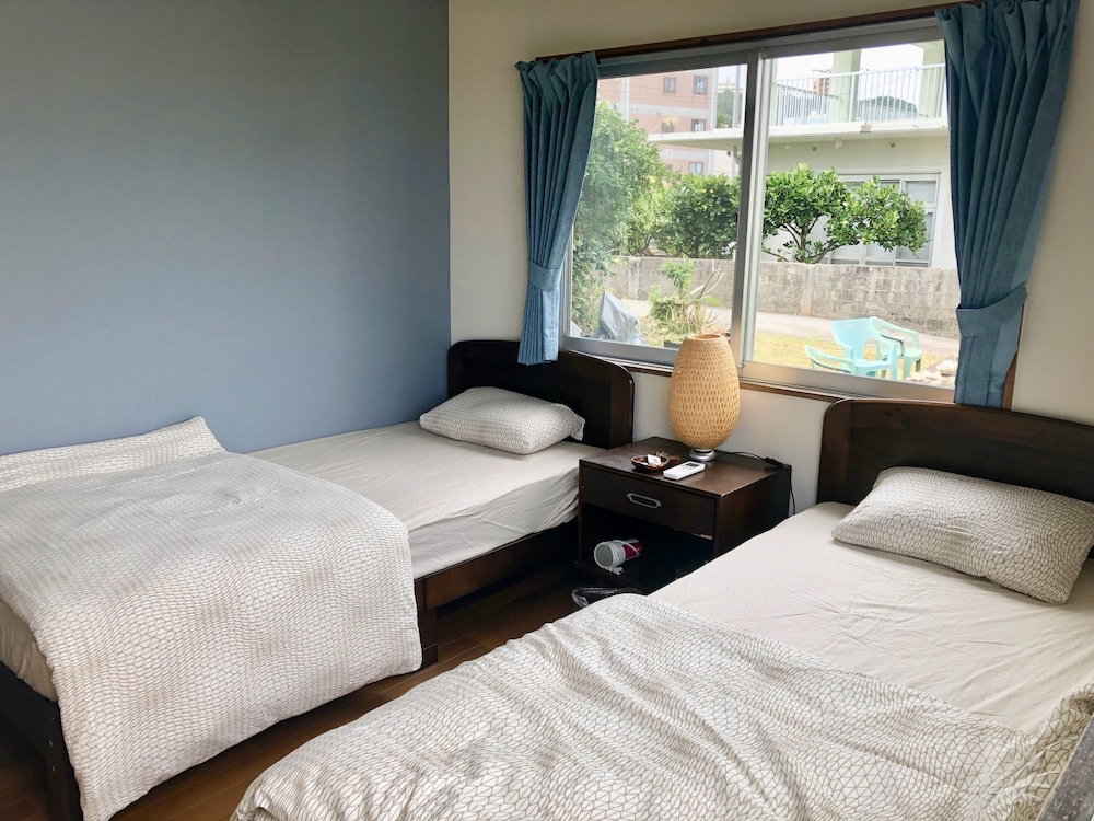 ROOM, TWIN BEDS, SEA VIEW