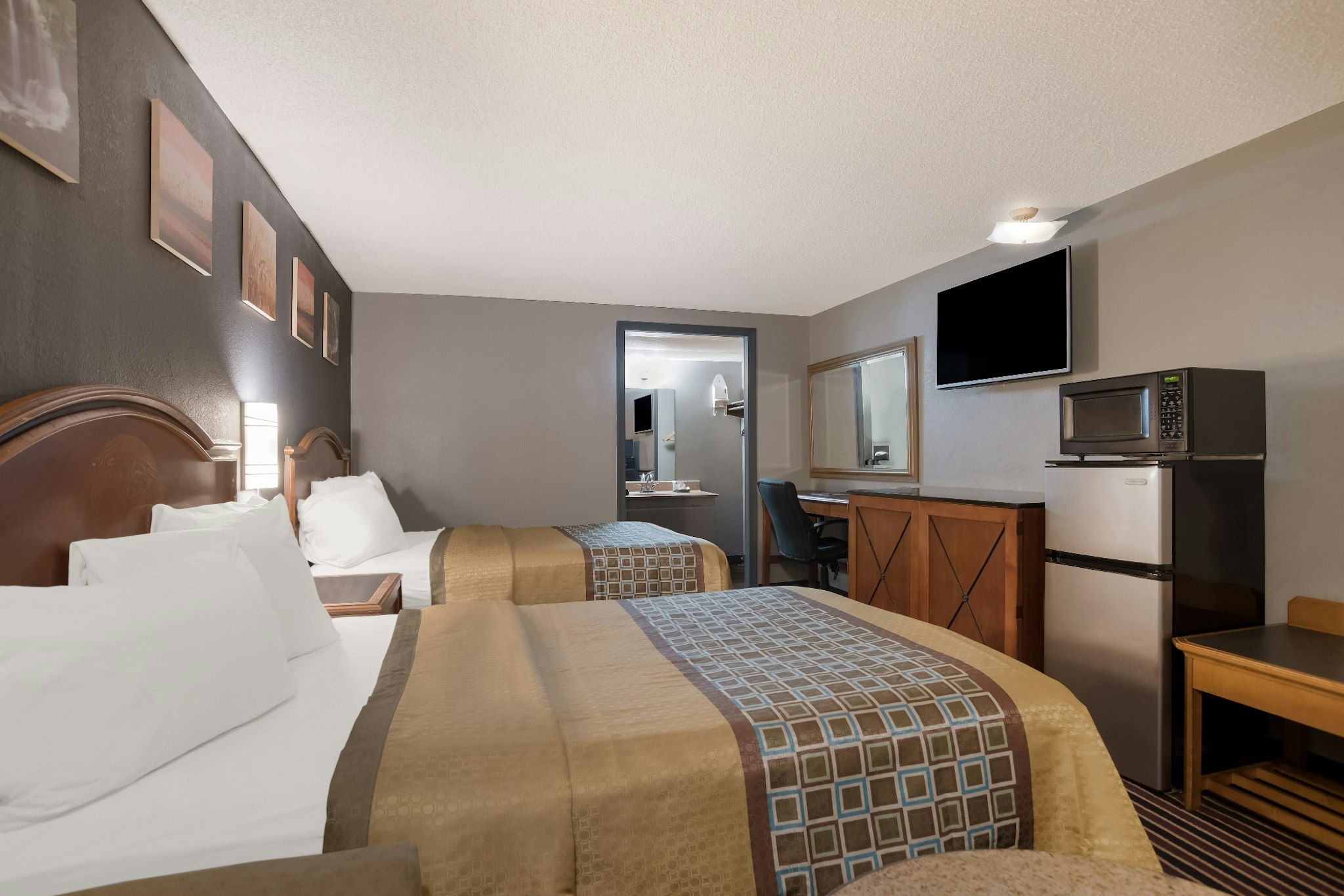 Scottish Inns Harrisburg Hershey South 24/71
