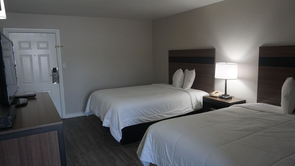 La Villita Inn 12/45