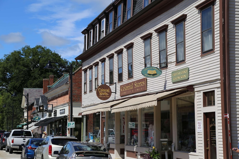 Historic Concord Suites 36/50