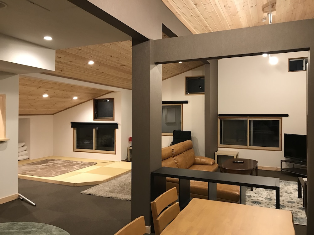 Alp Lodge 27/50