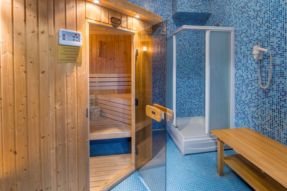 Waldinger Hotel 26/50