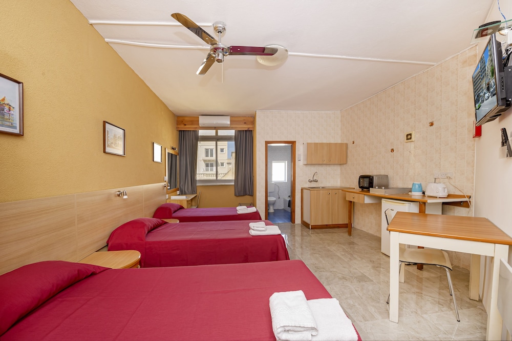 Alborada Aparthotel 21/44