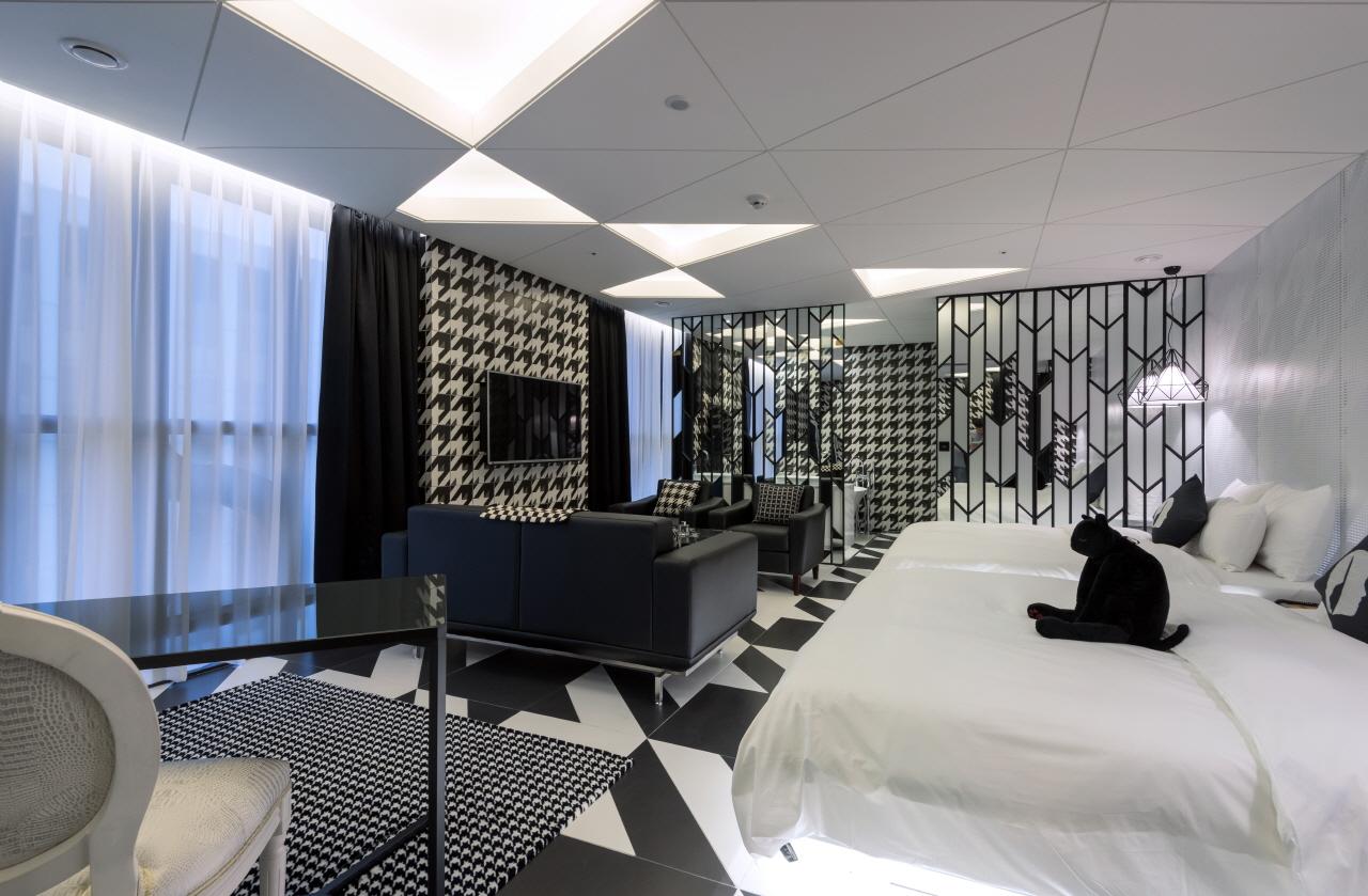 Designer, Family, Suite, Single Bed