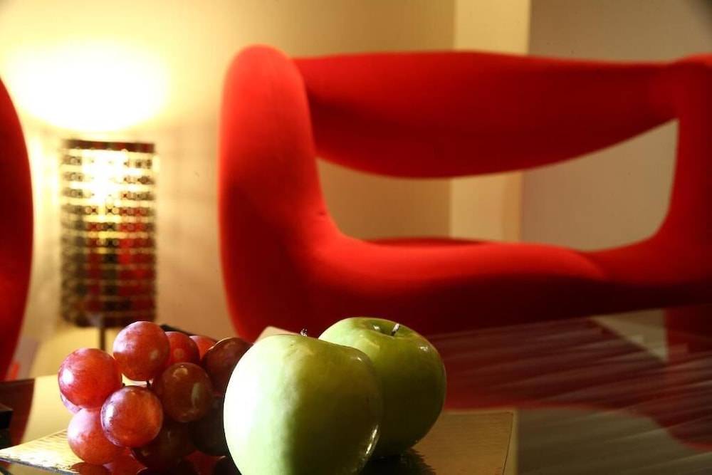 MOSAIC HOTELS - NOIDA 30/66