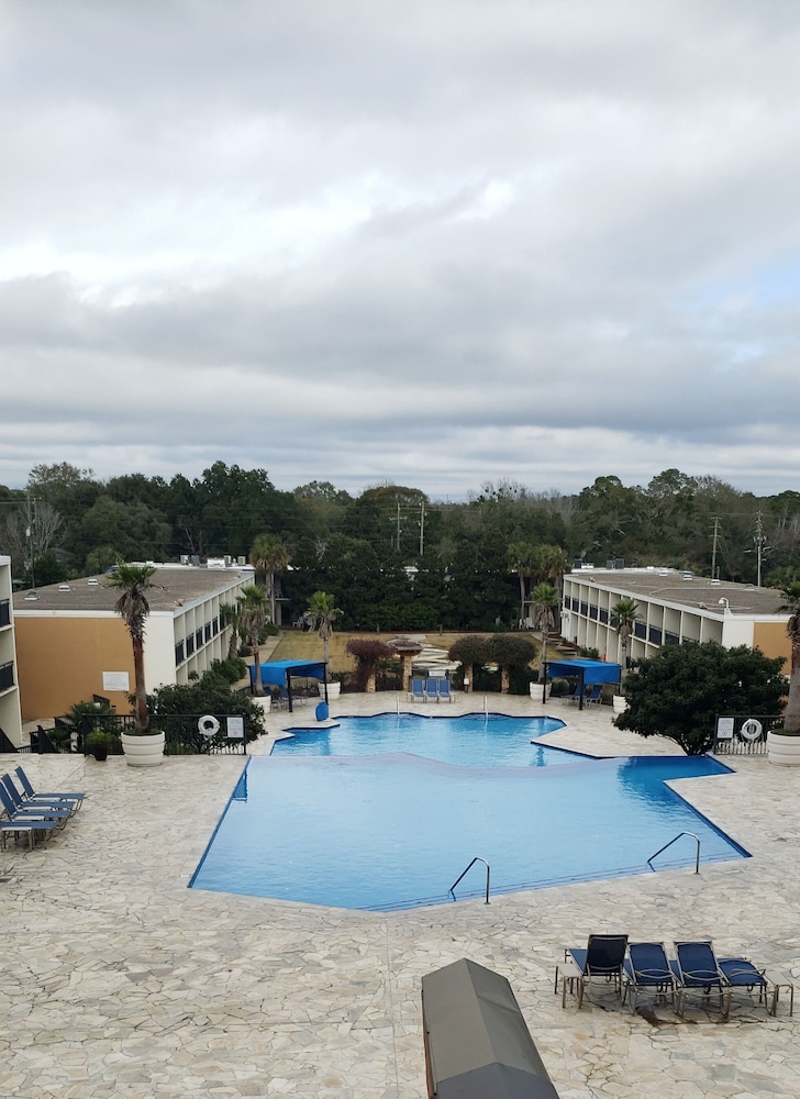 Treasure Bay Casino And Hotel 27/50