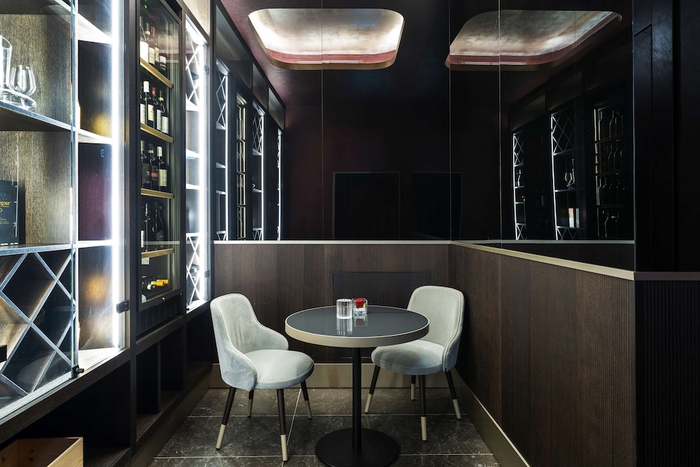 Radisson Collection Hotel, Palazzo Nani Venice 56/77